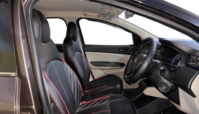 2022 Renault TRIBER RXT AMT, Petrol, Automatic, 44,102 km, Right Side Front Door Cabin