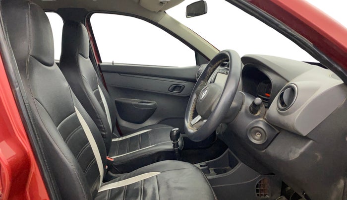 2016 Renault Kwid 1.0 MARVEL IRON MAN EDITION, Petrol, Manual, 92,467 km, Right Side Front Door Cabin