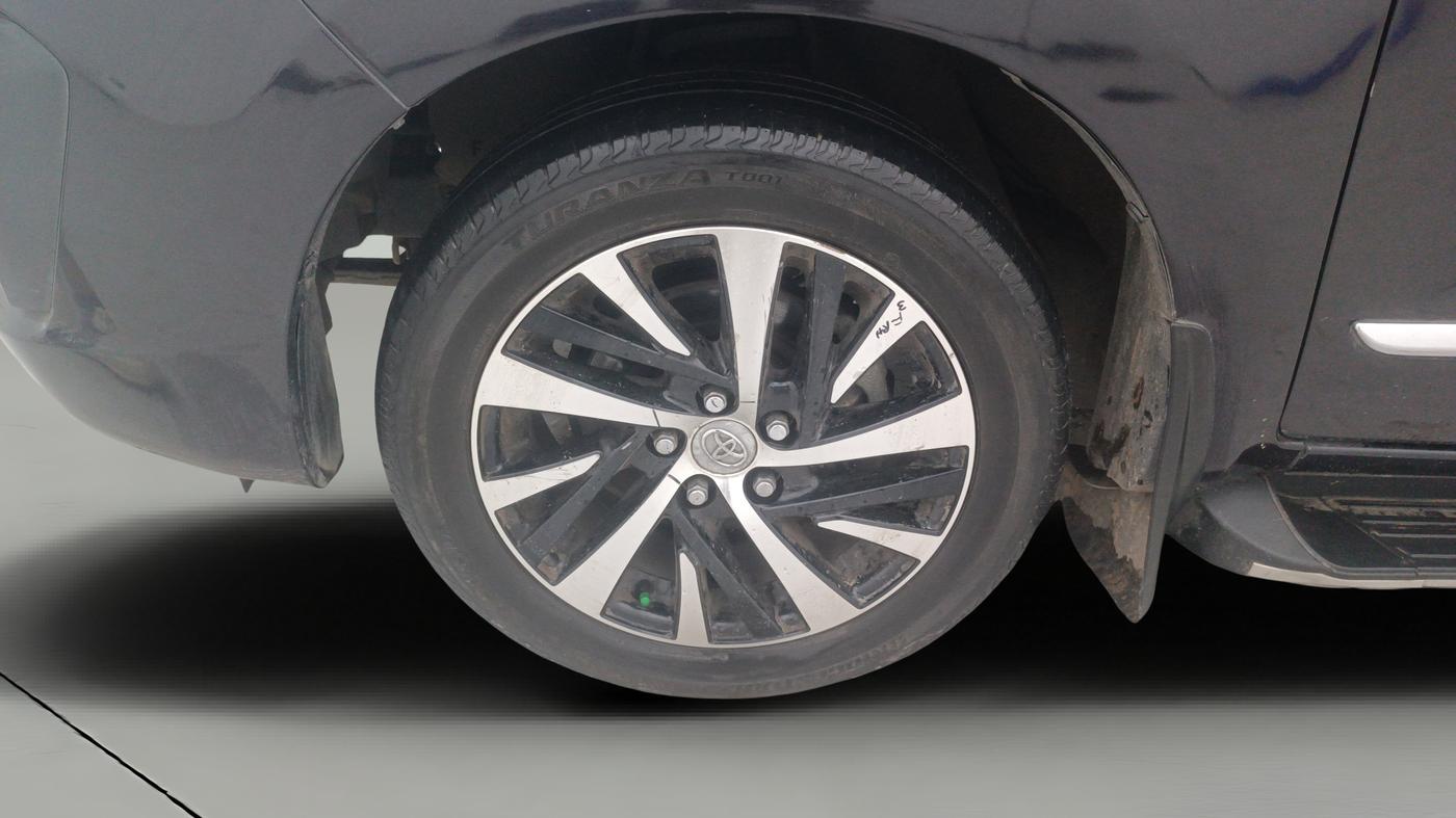 2021 Toyota Innova Crysta 2.4 ZX AT 7 STR, Diesel, Automatic, 44,410 km, Left Front Wheel