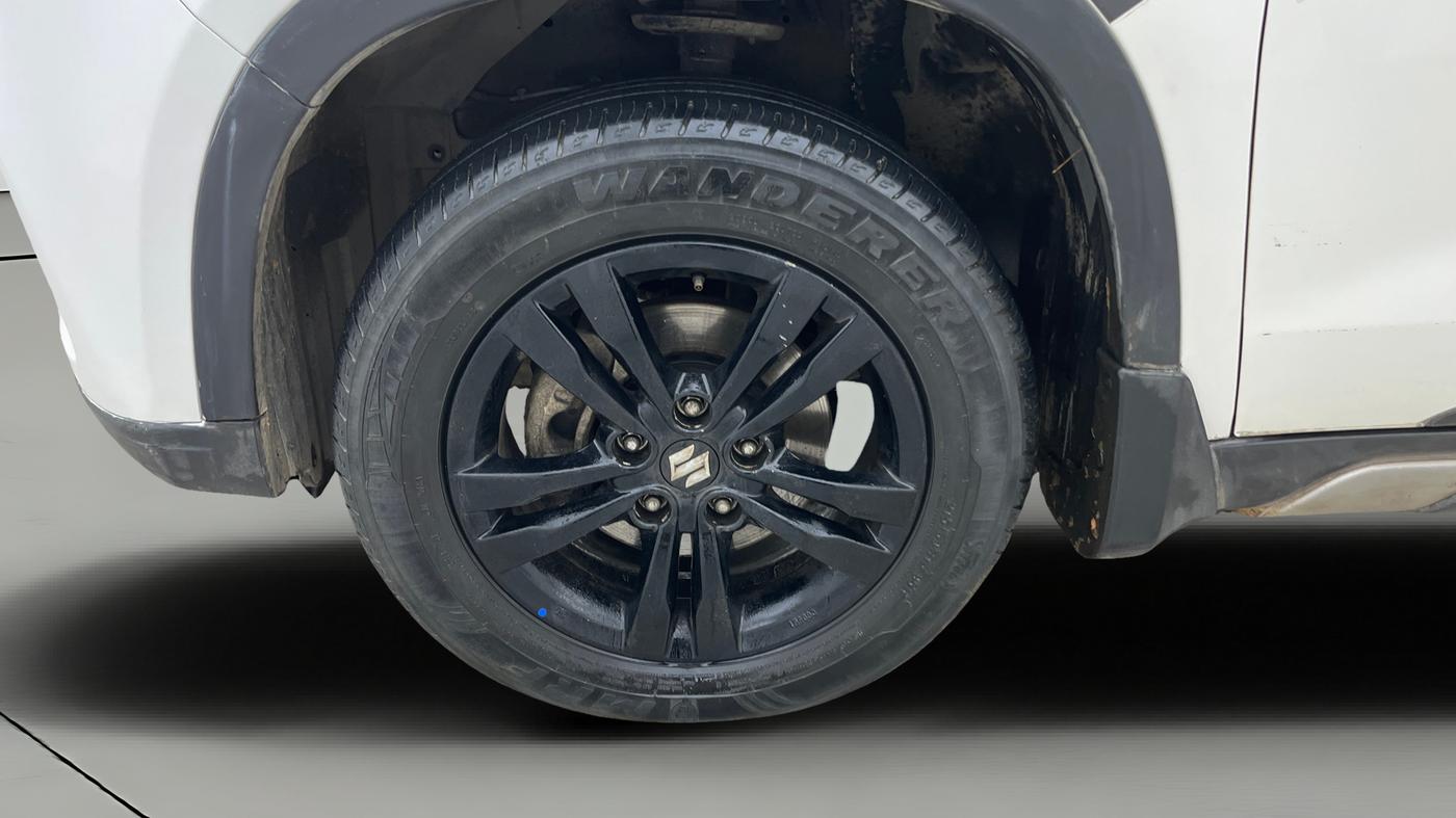 2019 Maruti Vitara Brezza ZDI AMT, Diesel, Automatic, 74,565 km, Left Front Wheel