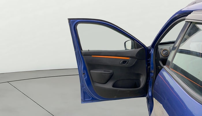 2017 Renault Kwid CLIMBER 1.0, Petrol, Manual, 70,742 km, LHS Front Door