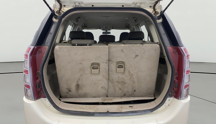 2017 Mahindra XUV500 W6, Diesel, Manual, 99,718 km, Boot Open Zoomed View