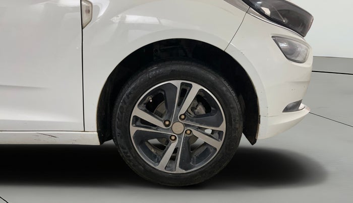 2023 Tata ALTROZ XZA PLUS, Petrol, Automatic, 82,153 km, Right Front Wheel