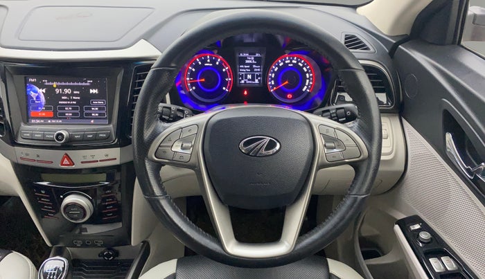 2021 Mahindra XUV300 W8 1.2 PETROL, Petrol, Manual, 58,461 km, Steering Wheel Close Up
