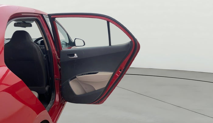 2014 Hyundai Xcent SX AT 1.2 (O), Petrol, Automatic, 52,499 km, RHS Rear Door