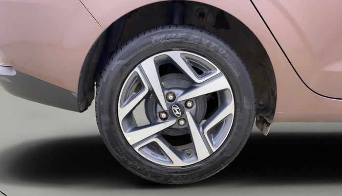 2020 Hyundai AURA SX 1.2, Petrol, Manual, 26,704 km, Right Rear Wheel