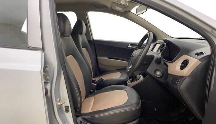 2018 Hyundai Grand i10 SPORTZ 1.2 KAPPA VTVT, Petrol, Manual, 66,773 km, Right Side Front Door Cabin