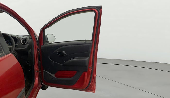 2017 Datsun Redi Go T(O) 1.0, Petrol, Manual, 34,713 km, RHS Front Door