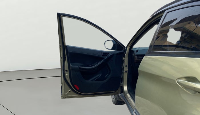 2022 Tata NEXON XZ PLUS (PREMIUM) KAZIRANGA PETROL, CNG, Manual, 97,980 km, LHS Front Door