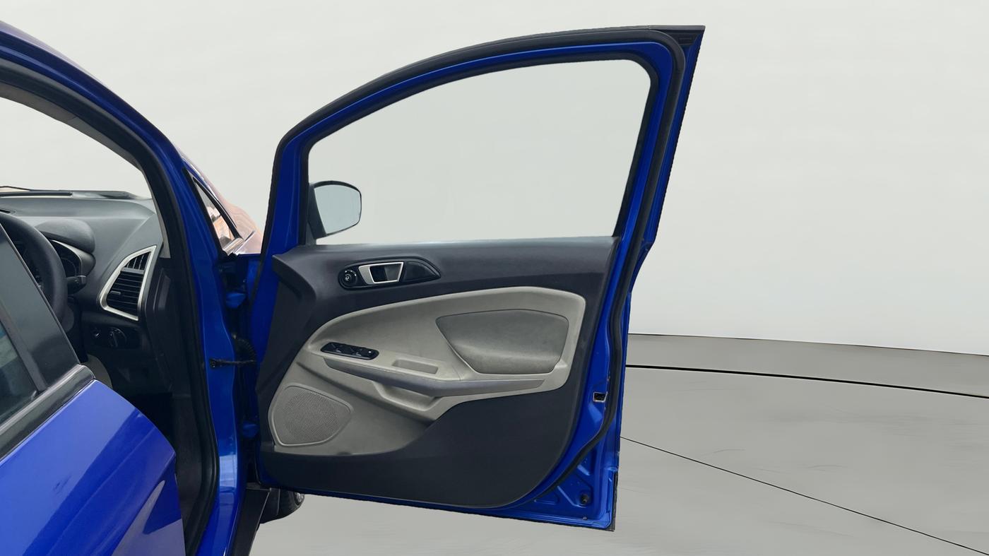 2015 Ford Ecosport TITANIUM 1.5L PETROL AT, Petrol, Automatic, 1,04,327 km, RHS Front Door