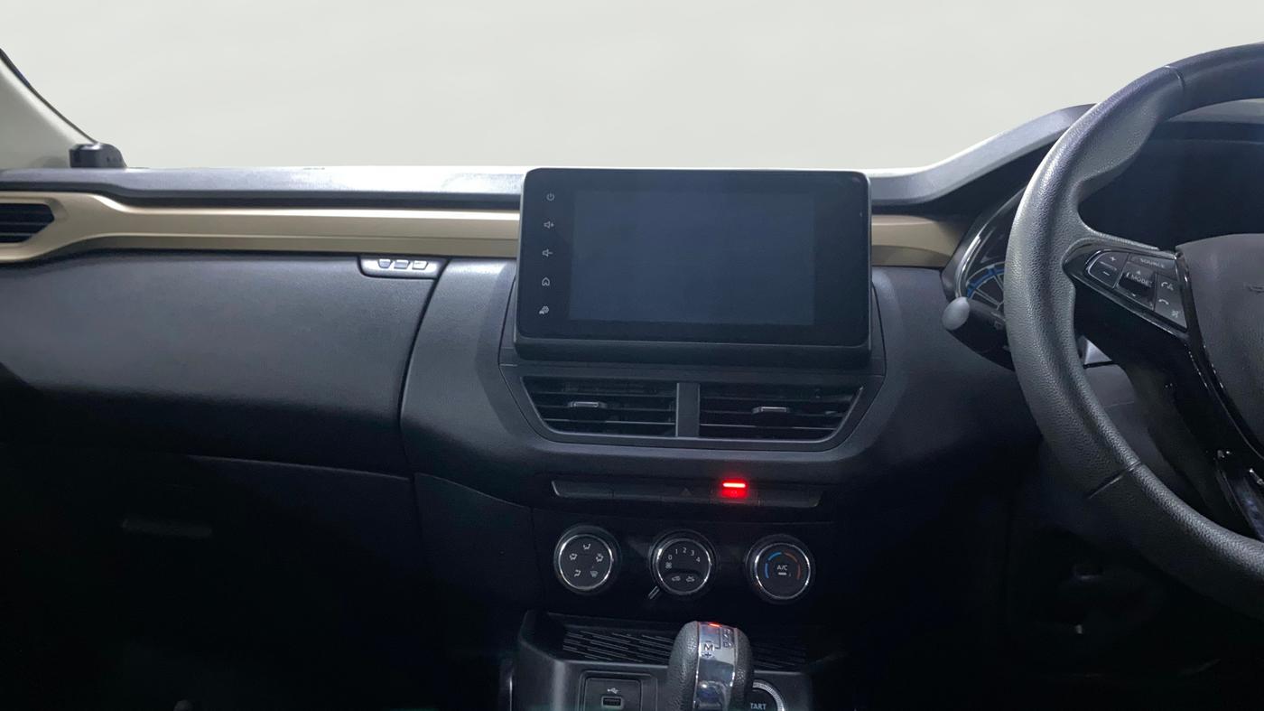 2021 Renault Kiger RXT AMT, Petrol, Automatic, 32,218 km, Air Conditioner