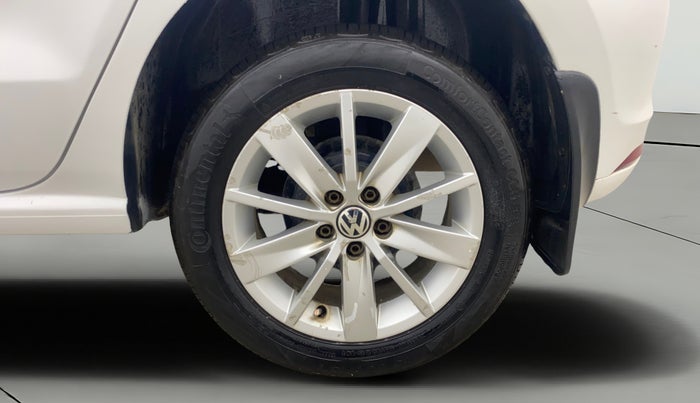 2015 Volkswagen Polo HIGHLINE1.2L, Petrol, Manual, 60,926 km, Left Rear Wheel