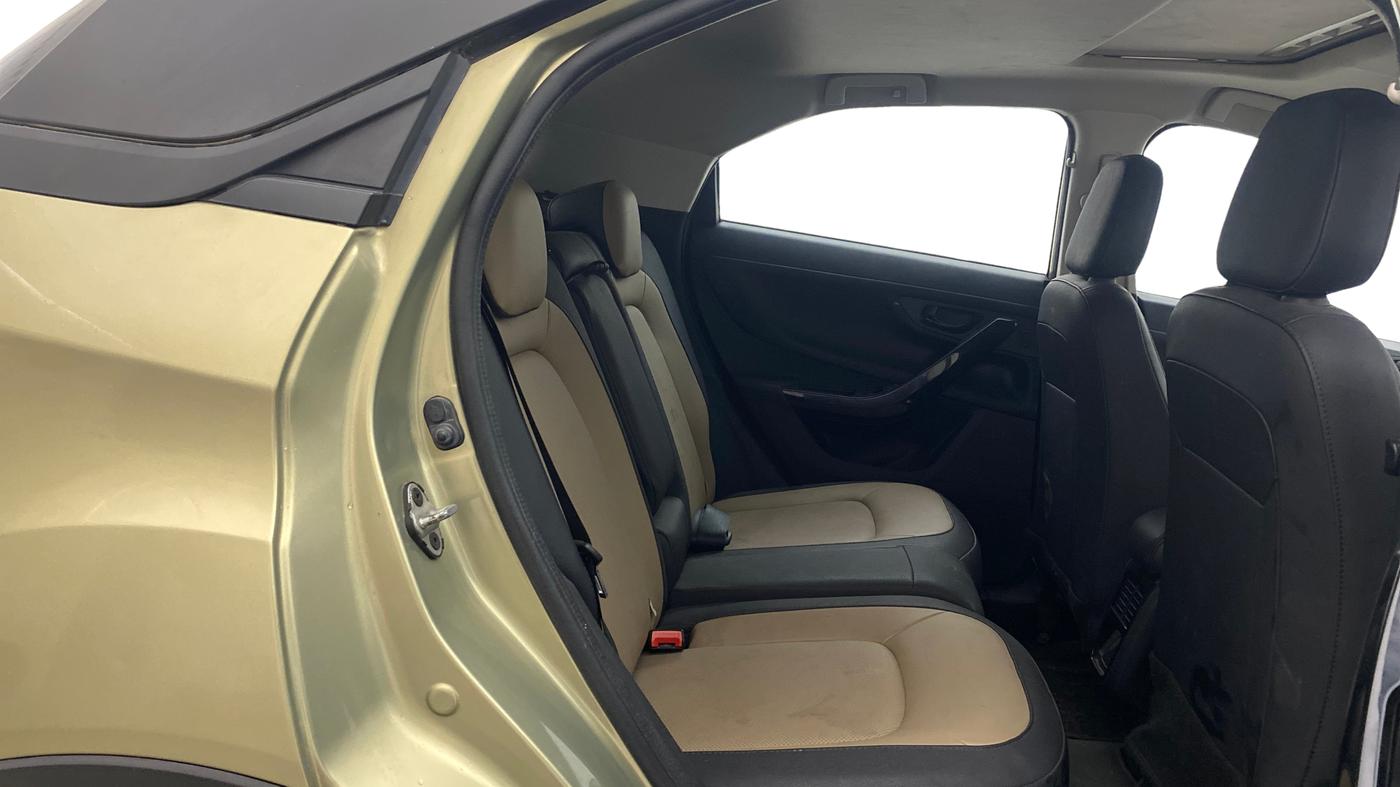 2022 Tata NEXON XZA PLUS KAZIRANGA PETROL, Petrol, Automatic, 98,852 km, Right Side Rear Door Cabin