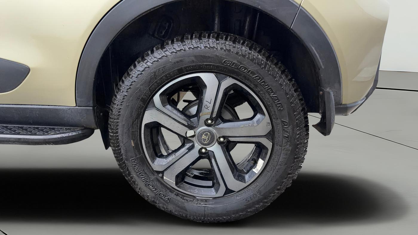 2023 Tata NEXON XZA PLUS LUX SUNROOF KAZIRANGA PETROL, Petrol, Automatic, 60,732 km, Left Rear Wheel