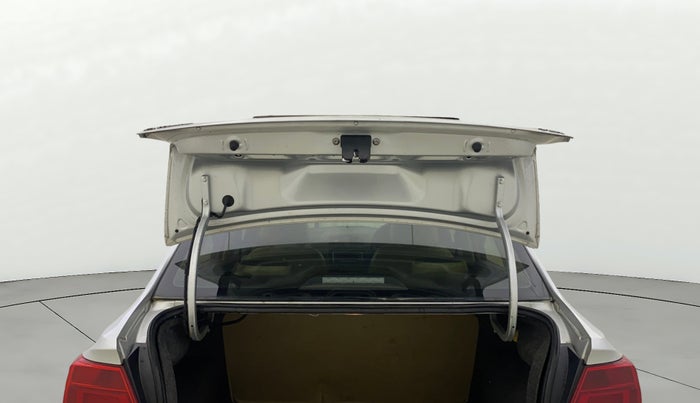 2017 Volkswagen Ameo COMFORTLINE 1.5 AT, Diesel, Automatic, 1,48,441 km, Boot Door Open