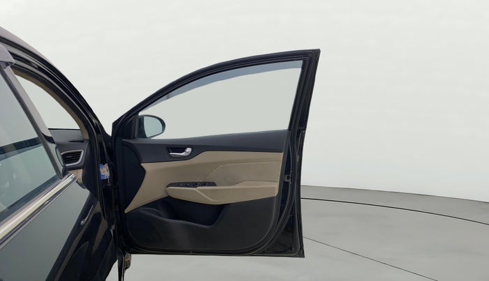 2019 Hyundai Verna 1.4 EX PETROL, Petrol, Manual, 81,291 km, RHS Front Door