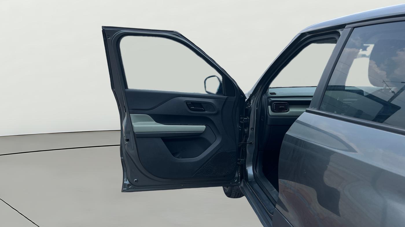 2022 Tata PUNCH ADVENTURE MT, Petrol, Manual, 17,385 km, LHS Front Door