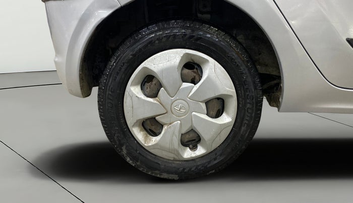 2018 Tata Tiago XT DIESEL, Diesel, Manual, 1,21,378 km, Right Rear Wheel