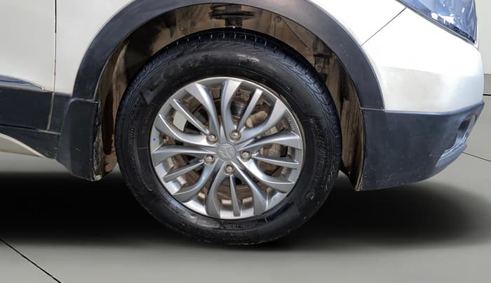 2017 Maruti S Cross ZETA 1.3, Diesel, Manual, 92,556 km, Right Front Wheel