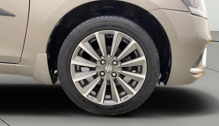 2019 Maruti Ciaz ALPHA  AT 1.5 SHVS PETROL, Petrol, Automatic, 50,804 km, Right Front Wheel