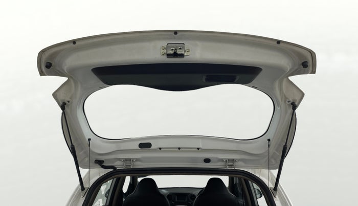 2018 Hyundai Grand i10 MAGNA AT 1.2 KAPPA VTVT, Petrol, Automatic, 49,574 km, Boot Door Open