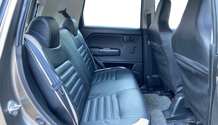 2021 Maruti New Wagon-R LXI CNG 1.0, CNG, Manual, 56,035 km, Right Side Rear Door Cabin