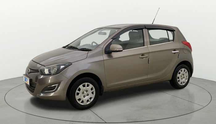 2013 Hyundai i20 MAGNA (O) 1.2, Petrol, Manual, 1,24,943 km, Left Front Diagonal