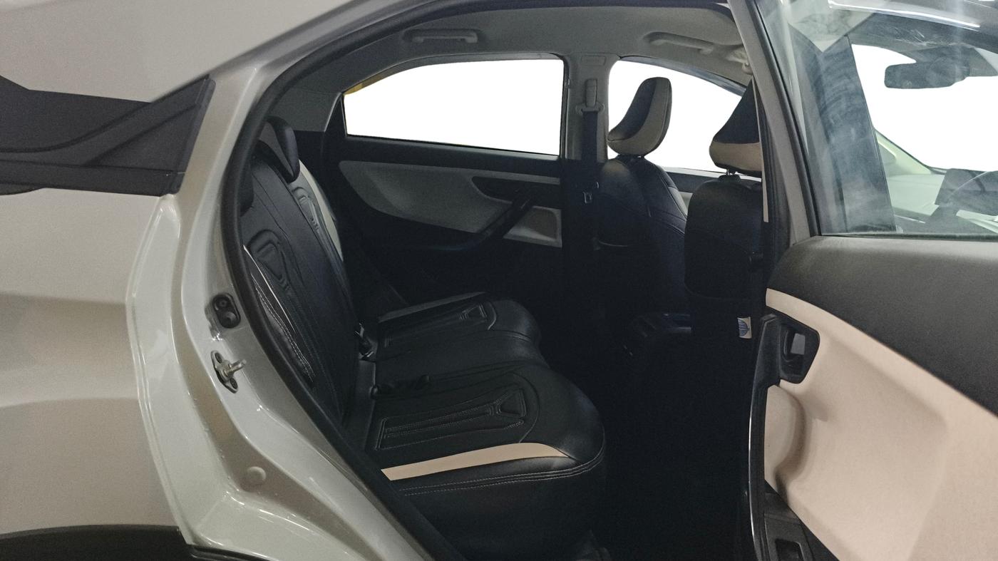 2024 Tata NEXON PURE 1.5 DIESEL, Diesel, Manual, 41,863 km, Right Side Rear Door Cabin
