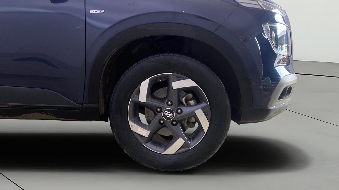 2021 Hyundai VENUE SX PLUS 1.0 TURBO DCT, Petrol, Automatic, 28,519 km, Right Front Wheel