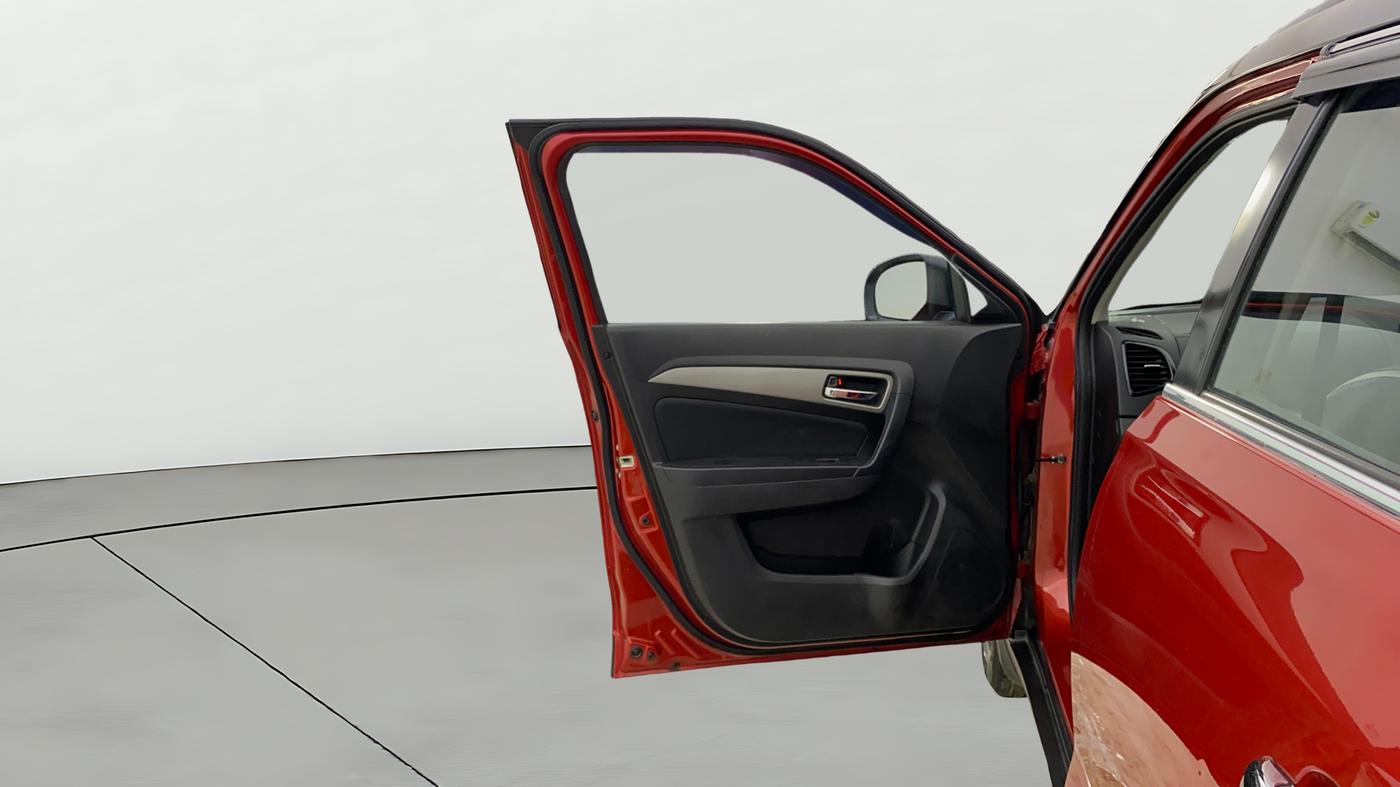 2018 Maruti Vitara Brezza ZDI PLUS DUAL TONE, Diesel, Manual, 20,704 km, LHS Front Door