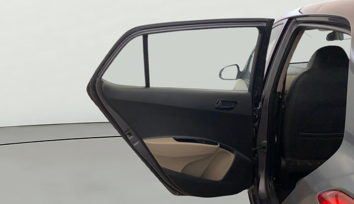 2018 Hyundai Grand i10 MAGNA 1.2 KAPPA VTVT, Petrol, Manual, 27,208 km, LHS Rear Door