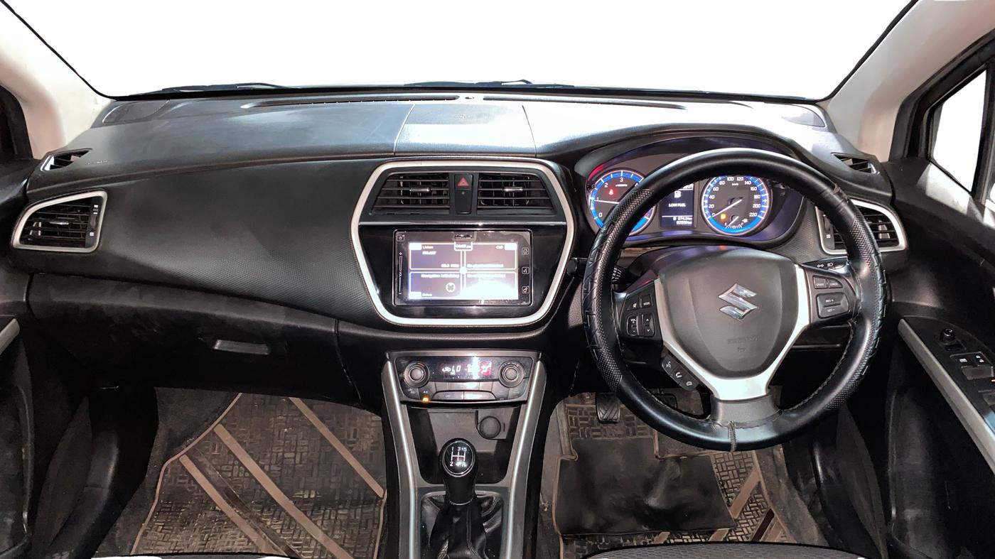 2017 Maruti S Cross ZETA 1.3, Diesel, Manual, 93,148 km, Dashboard
