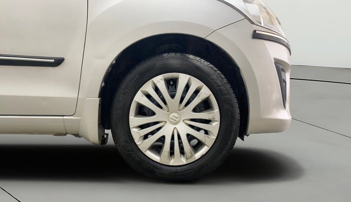 2013 Maruti Ertiga VXI ABS, Petrol, Manual, 59,625 km, Right Front Wheel