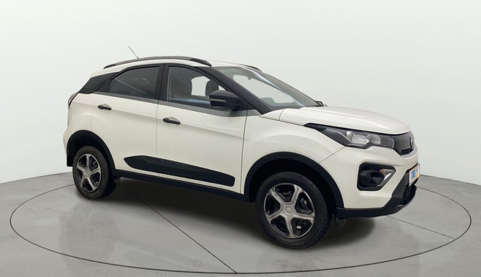 2021 Tata NEXON XM SUNROOF PETROL, Petrol, Manual, 32,181 km, Right Front Diagonal