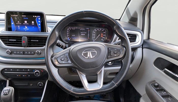 2020 Tata ALTROZ XZ PETROL, Petrol, Manual, 86,126 km, Steering Wheel Close Up