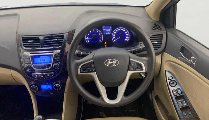 2013 Hyundai Verna FLUIDIC 1.6 VTVT SX, Petrol, Manual, 1,35,690 km, Steering Wheel Close Up