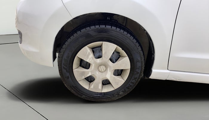 2013 Maruti A Star VXI (ABS) AT, Petrol, Automatic, 40,684 km, Left Front Wheel