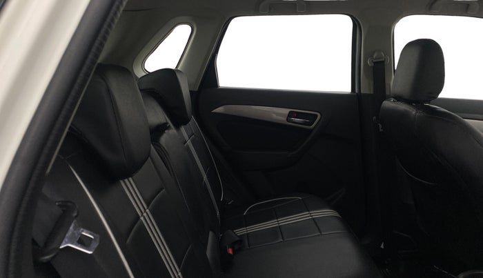 2018 Maruti Vitara Brezza ZDI, Diesel, Manual, 52,629 km, Right Side Rear Door Cabin