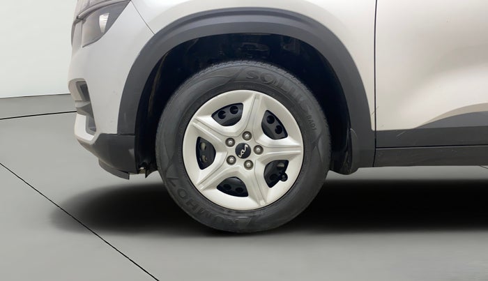 2022 KIA SELTOS HTE 1.5 DIESEL, Diesel, Manual, 55,601 km, Left Front Wheel