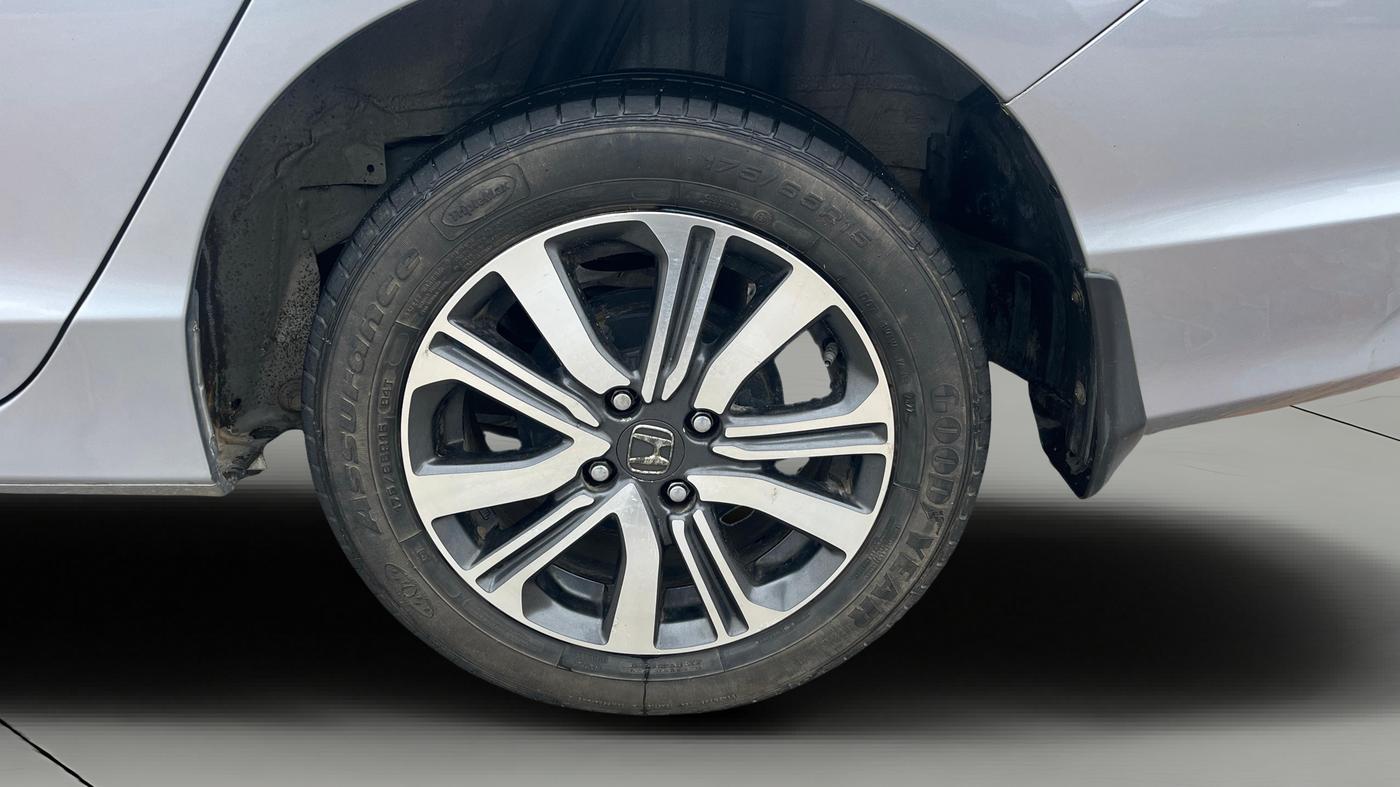 2022 Honda City 1.5L I-VTEC V MT 5TH GEN, Petrol, Manual, 38,206 km, Left Rear Wheel