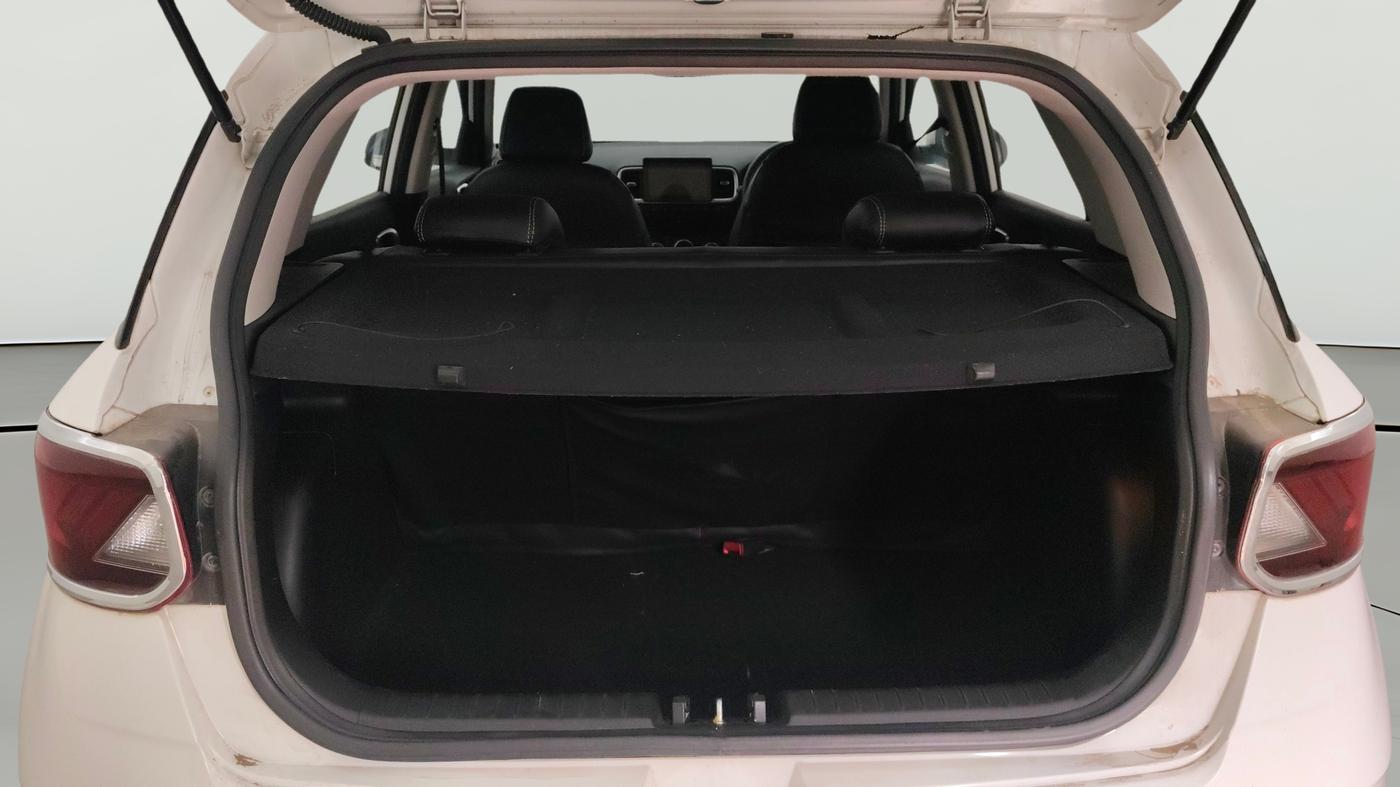 2022 Hyundai VENUE S+ 1.2, Petrol, Manual, 38,396 km, Boot Open Zoomed View