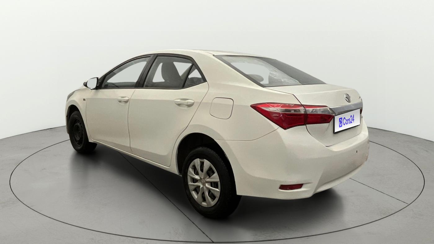 2014 Toyota Corolla Altis J PETROL, Petrol, Manual, 1,04,585 km, Left Back Diagonal