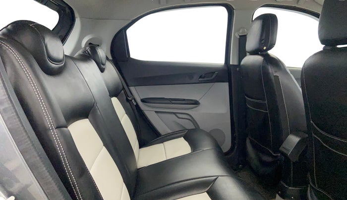 2023 Tata Tiago XT (O) PETROL, Petrol, Manual, 10,442 km, Right Side Rear Door Cabin