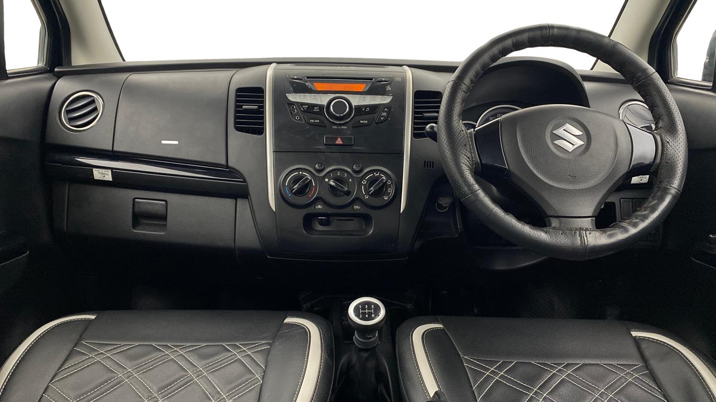 2014 Maruti Wagon R Stingray VXI, Petrol, Manual, 22,581 km, Dashboard