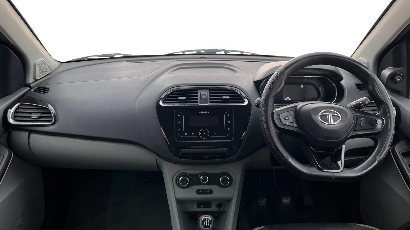2021 Tata Tiago XT PETROL, Petrol, Manual, 36,013 km, Dashboard