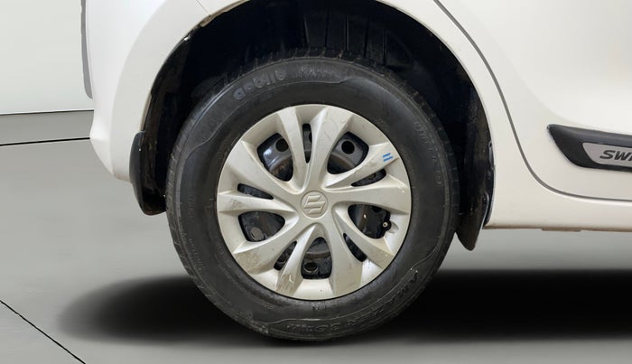 2018 Maruti Swift VXI AMT, Petrol, Automatic, 59,704 km, Right Rear Wheel