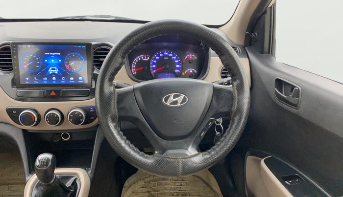 2015 Hyundai Xcent BASE 1.2, CNG, Manual, 1,28,390 km, Steering Wheel Close Up