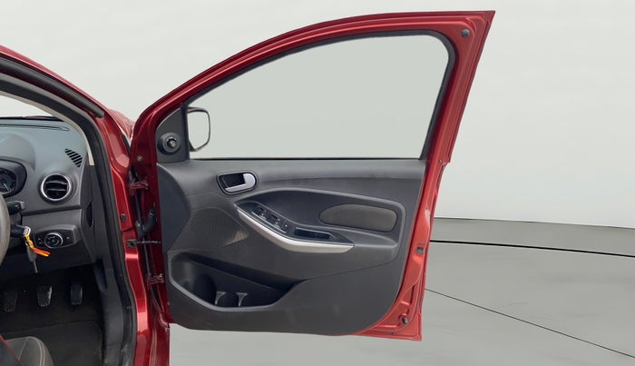 2017 Ford New Figo TITANIUM1.5 DIESEL, Diesel, Manual, 77,852 km, RHS Front Door