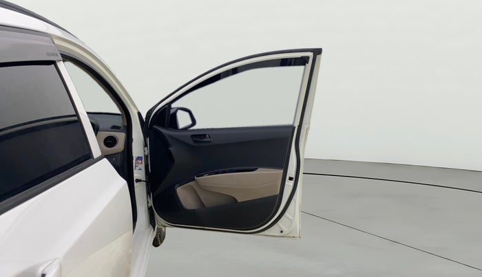 2018 Hyundai Grand i10 MAGNA 1.2 KAPPA VTVT, Petrol, Manual, 53,790 km, RHS Front Door