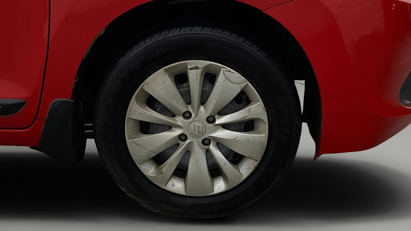 2017 Maruti Baleno DELTA PETROL 1.2, Petrol, Manual, 41,197 km, Right Front Wheel